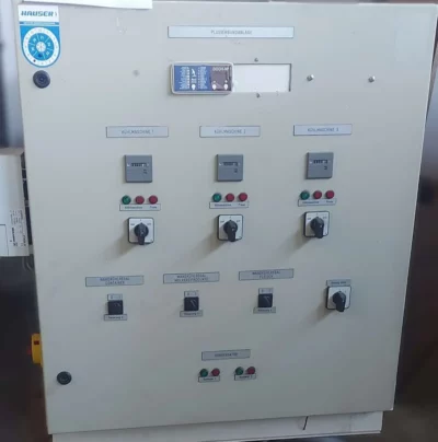 Elektroschrank / Schaltschrank für Kälte-Verbundanlage mit 3 Bock Kompressoren