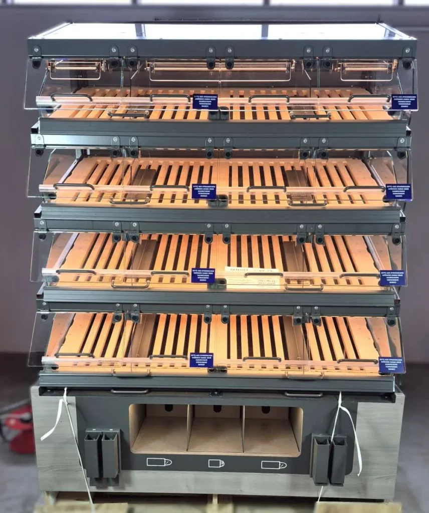 Brotregal 4x4 Brotvitrine mit LED und Glastüren (56)