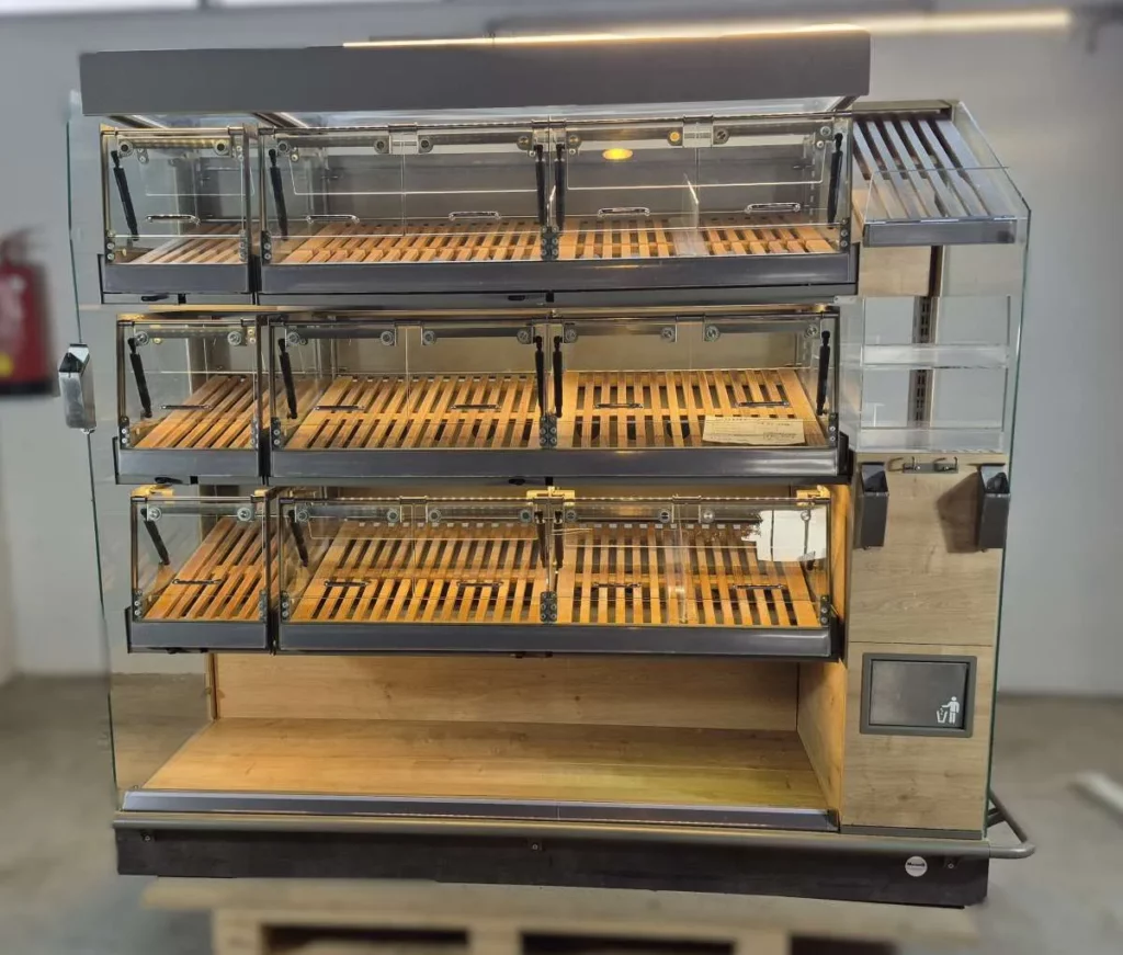 Brotregal 3x5 Plus Brotvitrine mit LED und Glastüren (23)