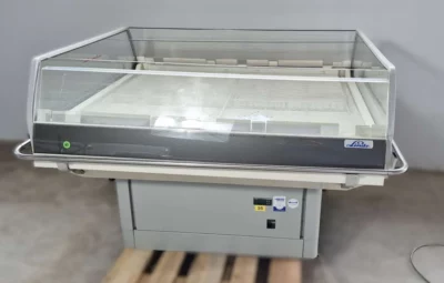 Linde Kühlinsel / Kühlvitrine 140 cm 230V steckerfertig (63)