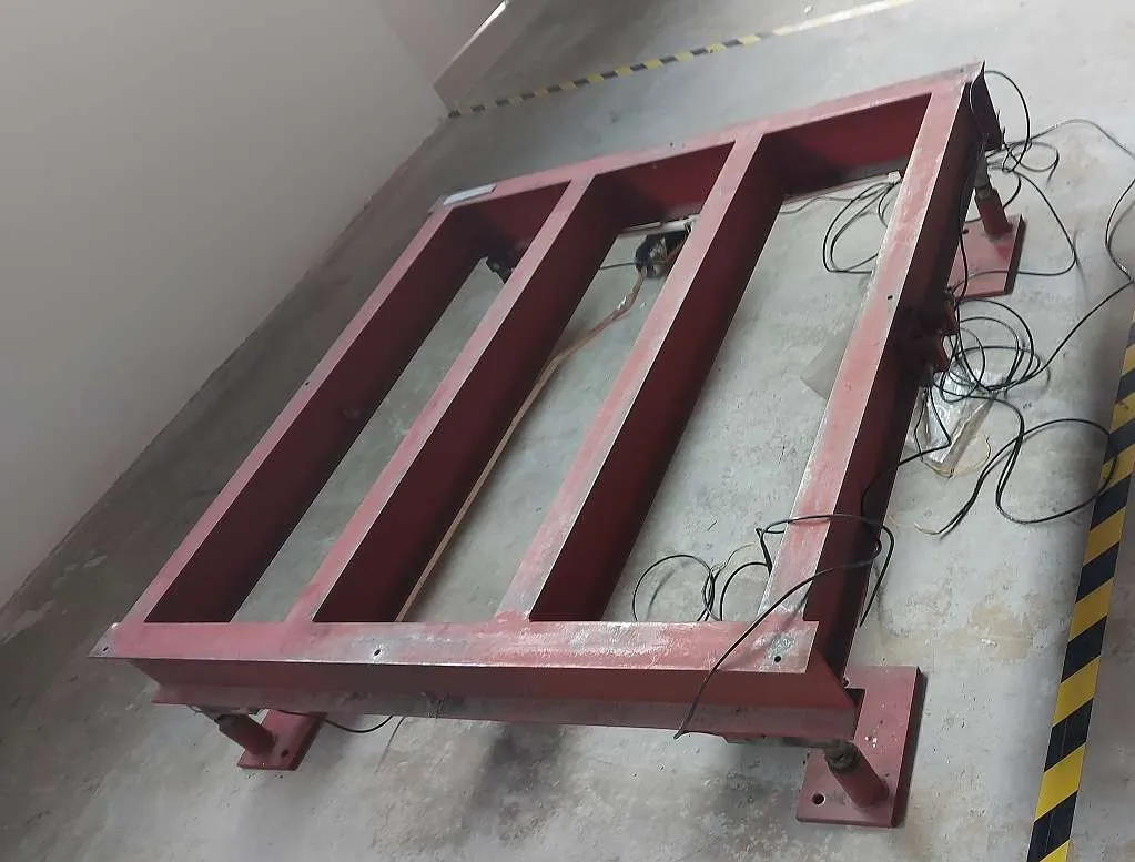 Plattformwaage 1500 kg 4-Punkt 150 x 150 cm mit Systec IT3000 – ungetestet